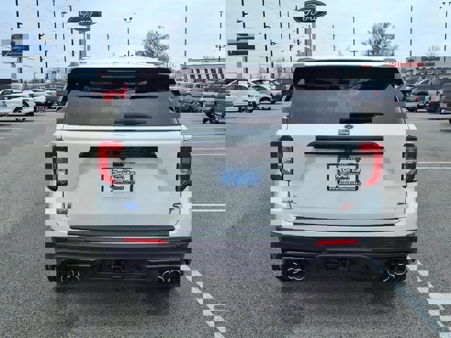 Certified 2024 Ford Explorer ST w/ Equipment Group 401A image 4