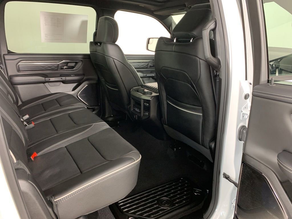 Used 2025 RAM 1500 Limited AWD/4WD image 43