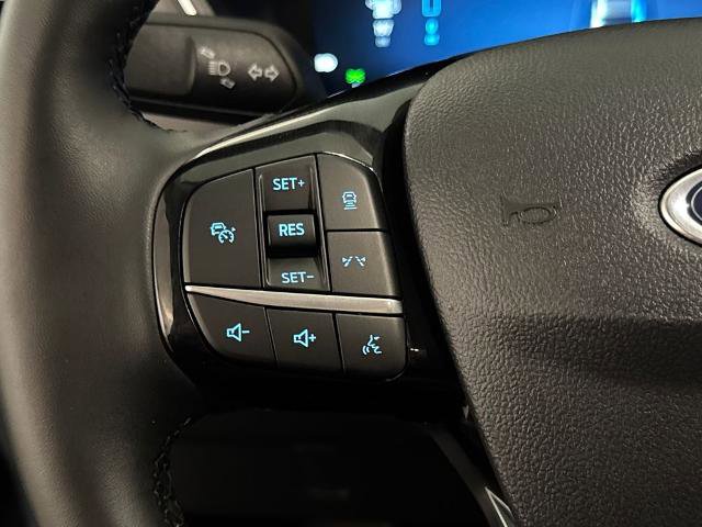 Certified 2025 Ford Escape SE w/ PHEV Premium Package image 19