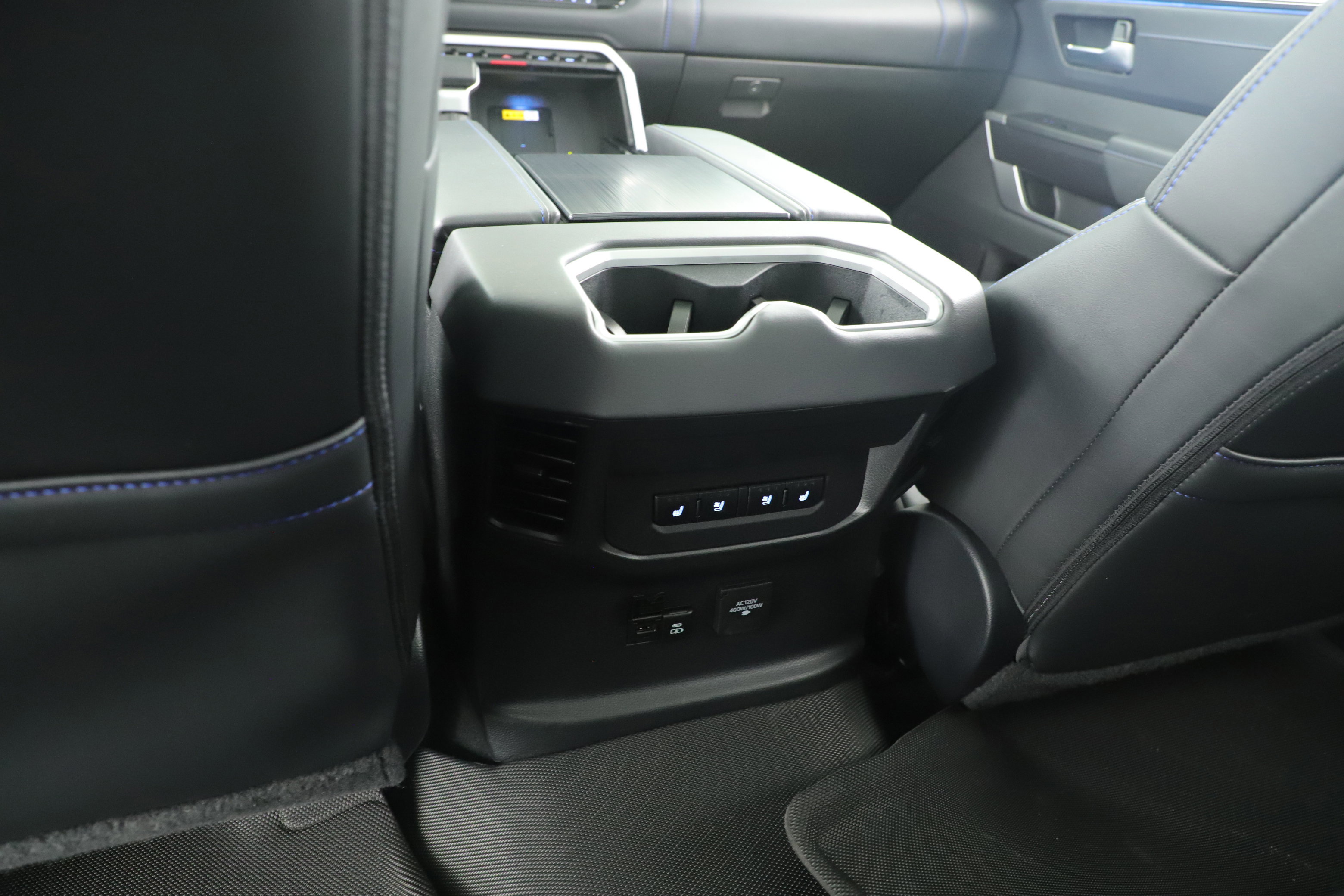 Used 2024 Toyota Tundra Platinum image 25