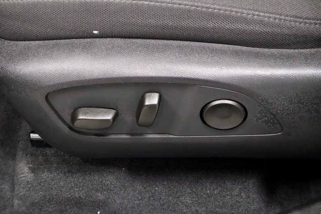 Used 2025 GMC Acadia Elevation image 27