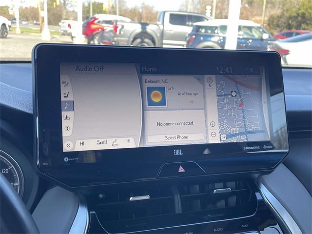 Used 2021 Toyota Venza Limited image 29