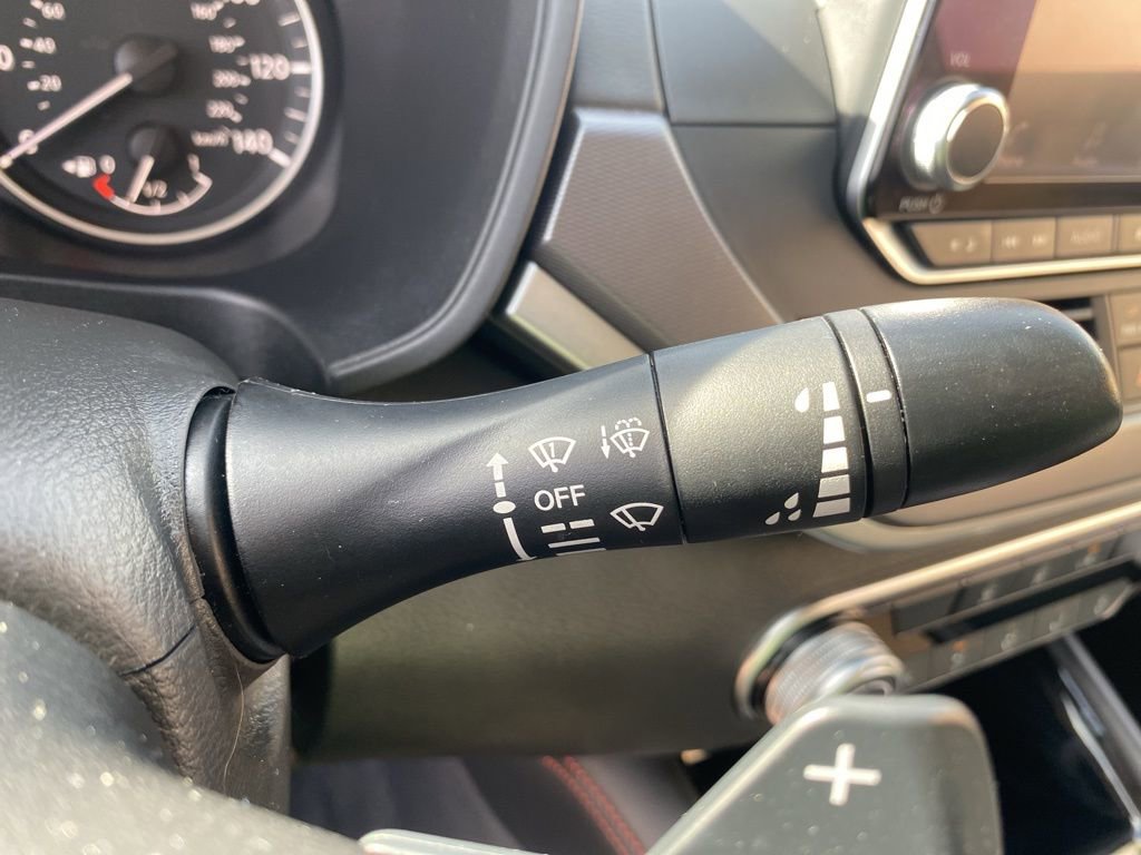 Used 2024 Nissan Altima 2.5 SR image 29