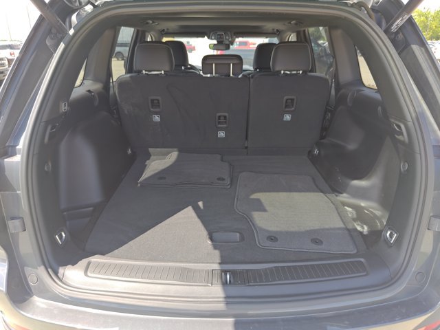 Used 2023 Jeep Grand Cherokee Altitude AWD/4WD image 14