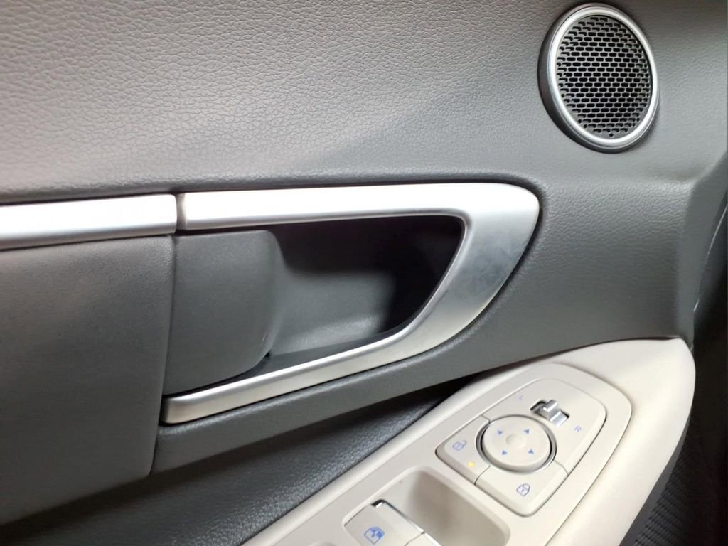 Used 2026 Hyundai Sonata Blue FWD image 14