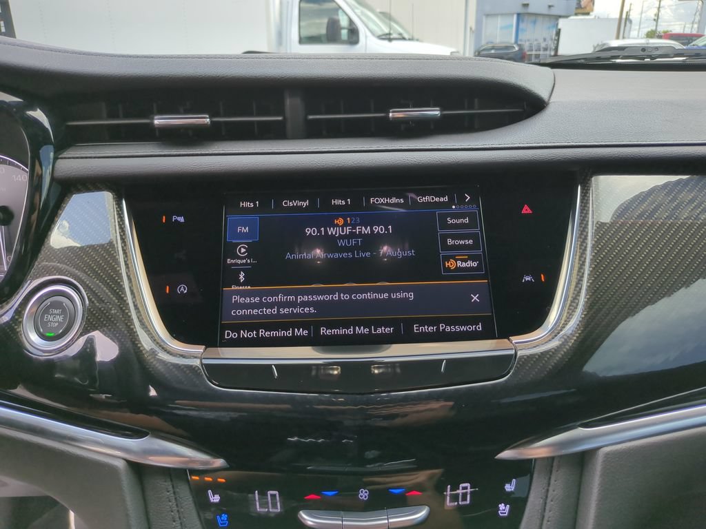 Used 2024 Cadillac XT6 Sport AWD/4WD image 29