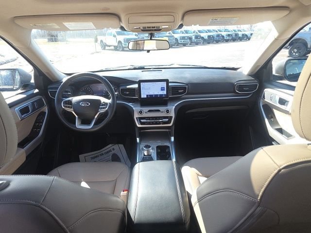 Certified 2023 Ford Explorer XLT w/ Equipment Group 202A image 24