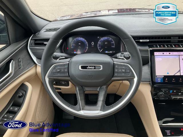 Used 2024 Jeep Grand Cherokee Limited w/ Luxury Tech Group II AWD/4WD image 14