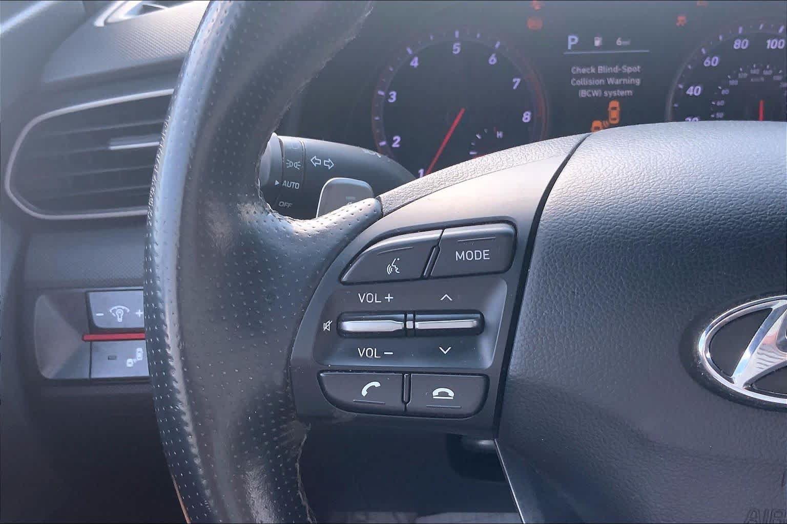 Used 2020 Hyundai Veloster Turbo FWD image 24