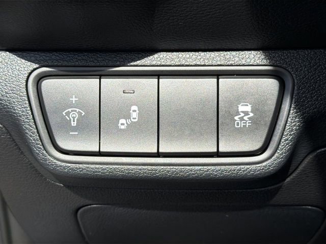 Used 2024 Kia Forte LXS w/ LXS Technology Package image 18