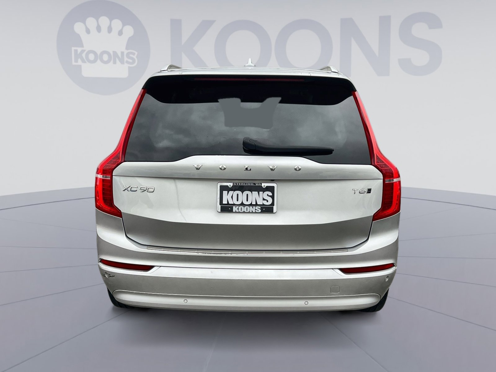 Used 2022 Volvo XC90 T6 Momentum w/ Climate Package image 5