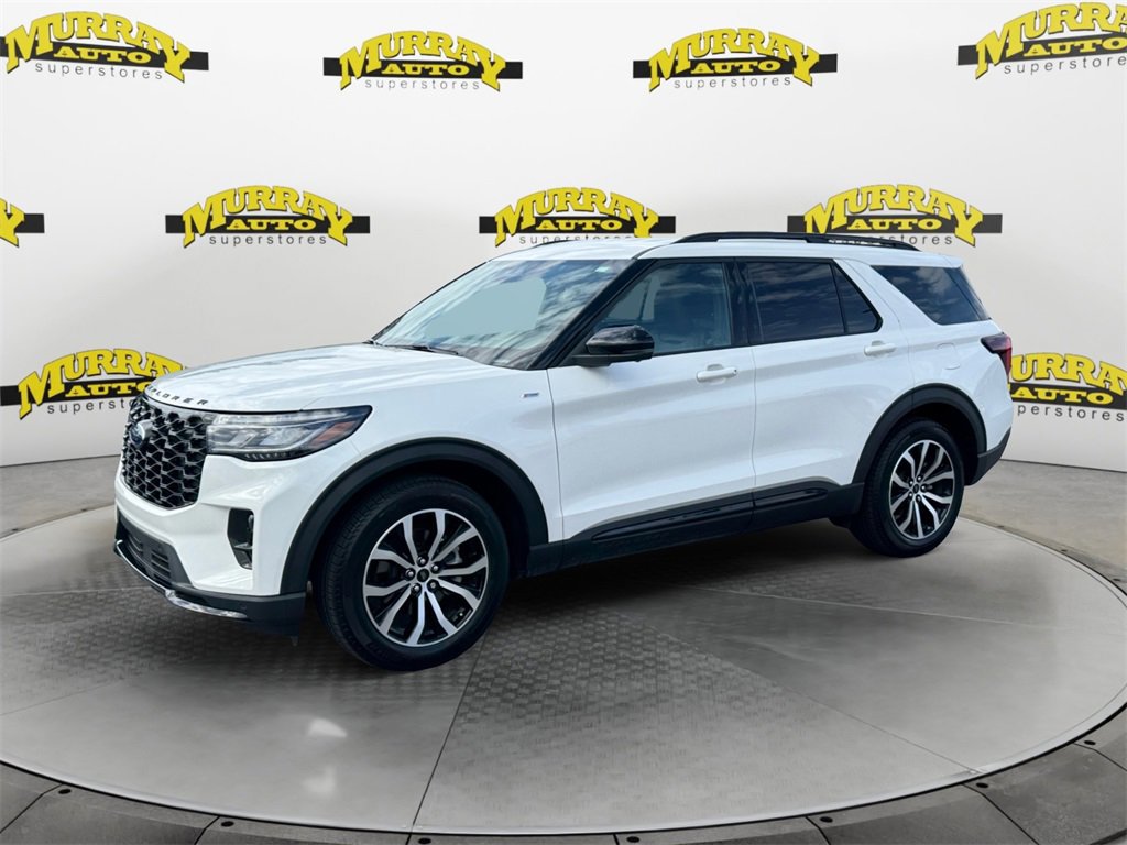 Certified 2025 Ford Explorer ST-Line image 7