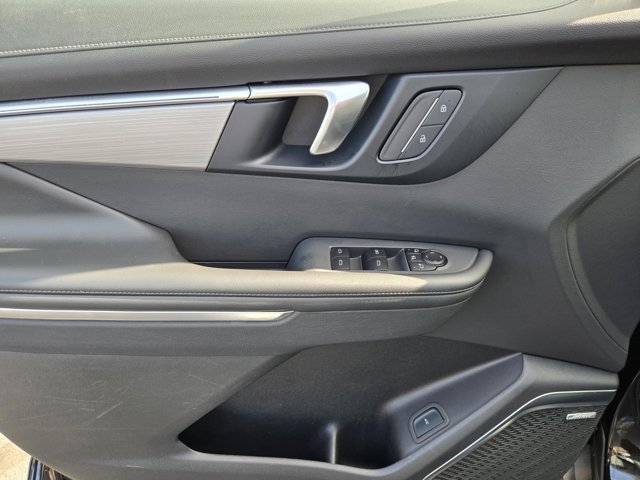 Used 2025 Buick Enclave Preferred FWD image 17