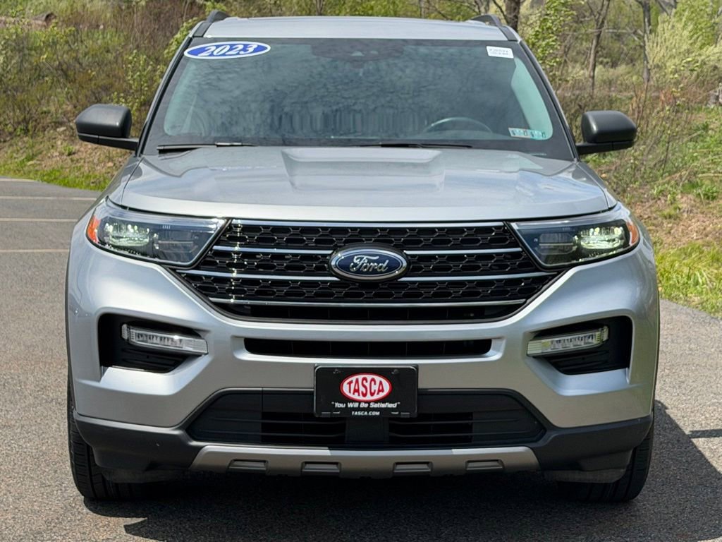 Certified 2023 Ford Explorer XLT w/ Equipment Group 202A AWD/4WD image 28