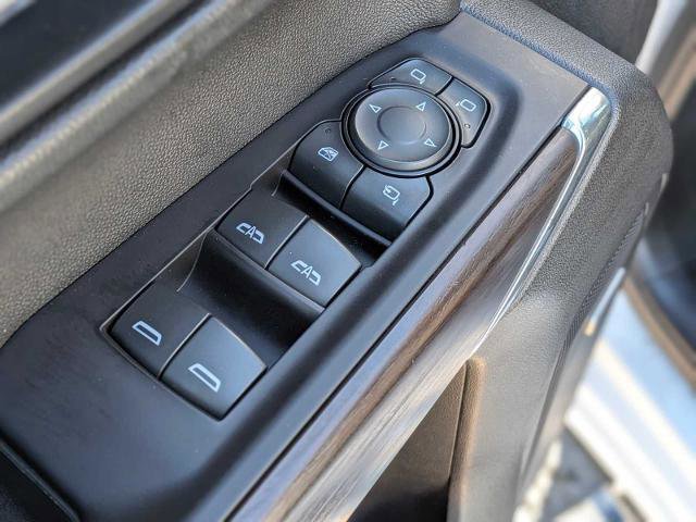 Used 2019 GMC Sierra 1500 SLT w/ SLT Premium Plus Package AWD/4WD image 18