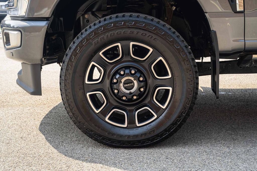 Certified 2024 Ford F350 Platinum AWD/4WD image 13