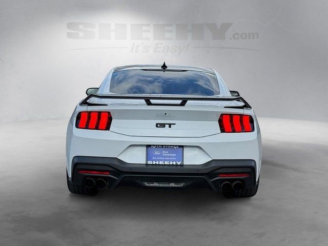 Certified 2025 Ford Mustang GT Premium w/ GT Performance Package image 4