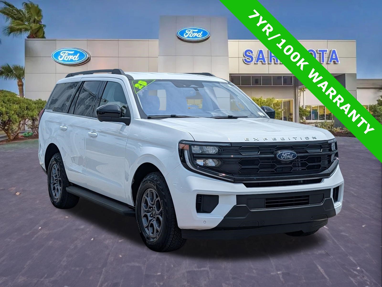Certified 2025 Ford Expedition Active RWD image 1