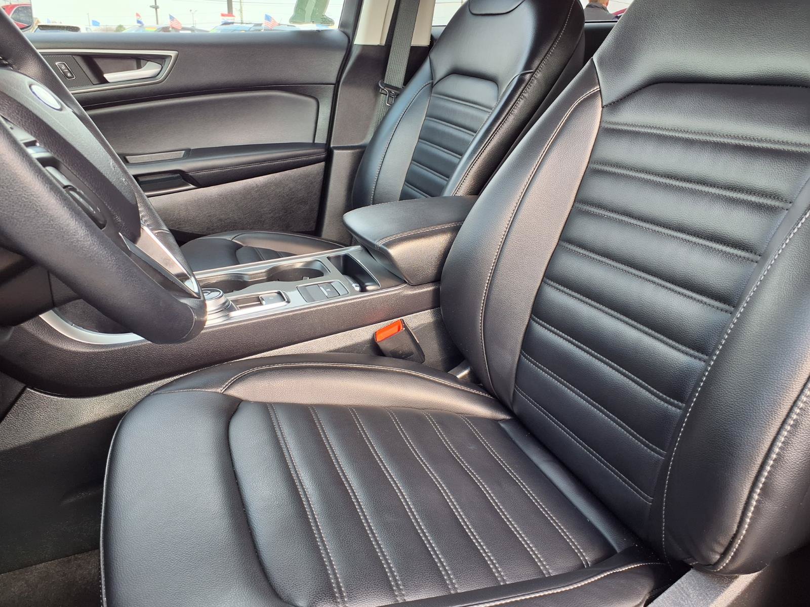 Certified 2024 Ford Edge SEL AWD/4WD image 3