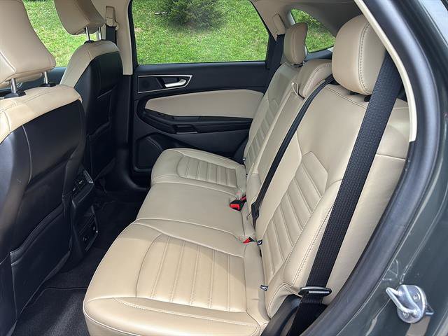 Certified 2024 Ford Edge SEL w/ Convenience Package AWD/4WD image 16