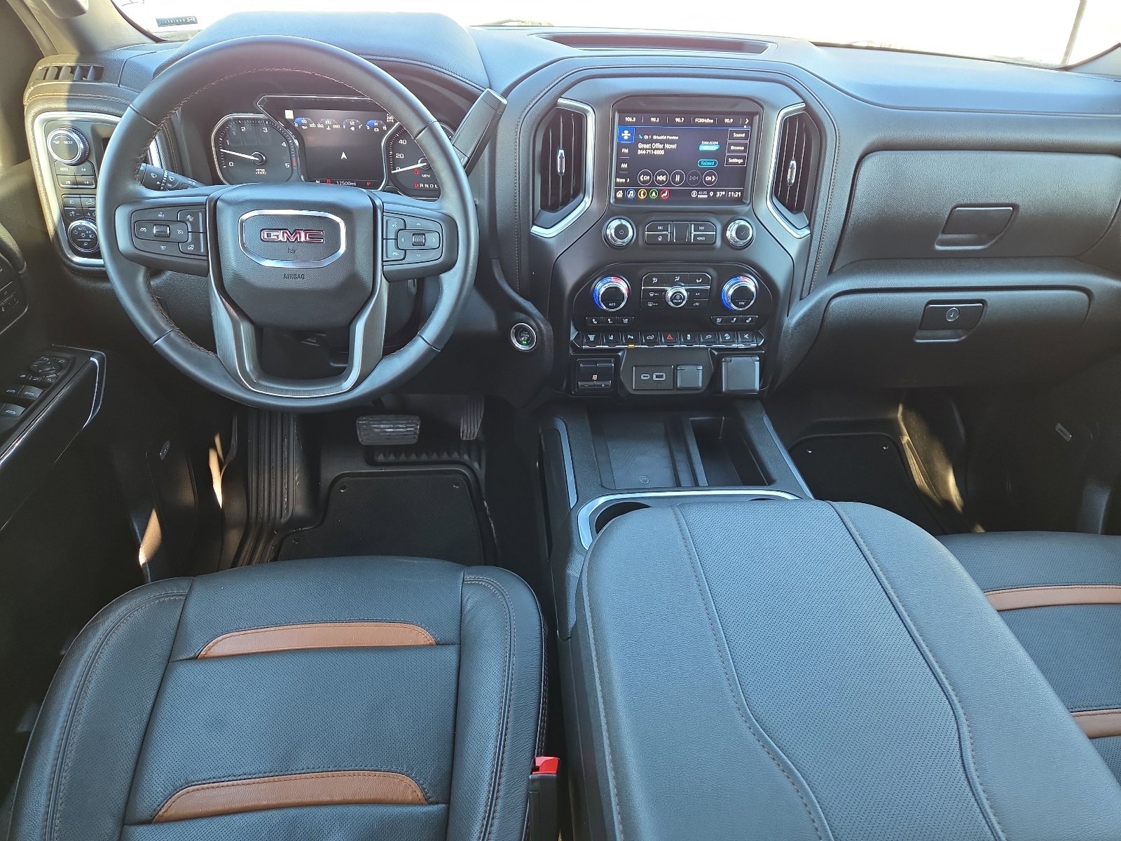 Used 2023 GMC Sierra 2500 AT4 w/ AT4 Premium Plus Package image 11