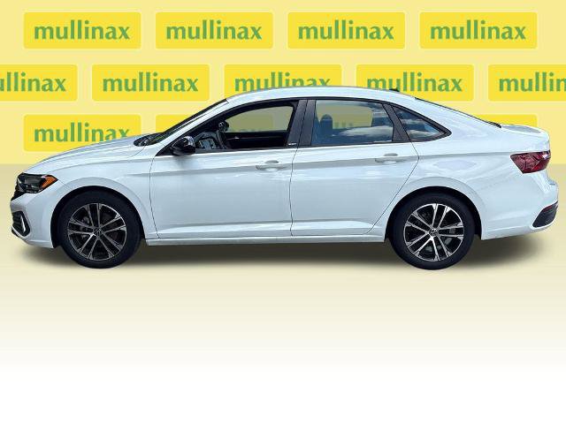 Used 2023 Volkswagen Jetta Sport FWD image 9