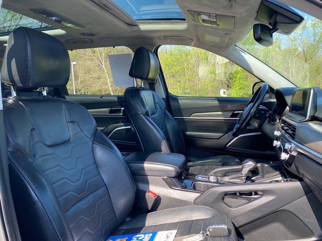 Used 2022 Kia Telluride SX w/ SX Prestige Package AWD/4WD image 11