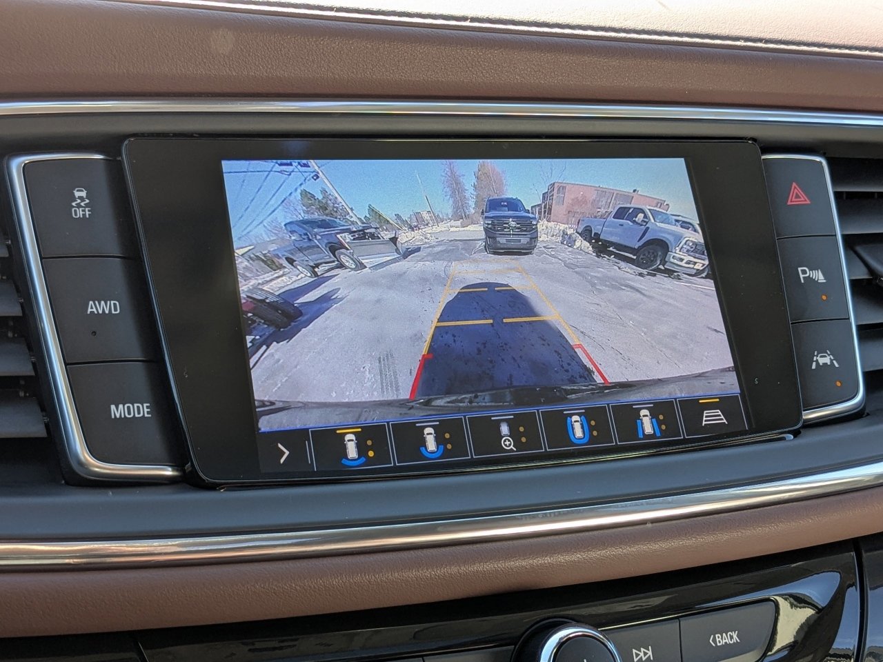 Used 2021 Buick Enclave Avenir w/ Avenir Technology Package image 27