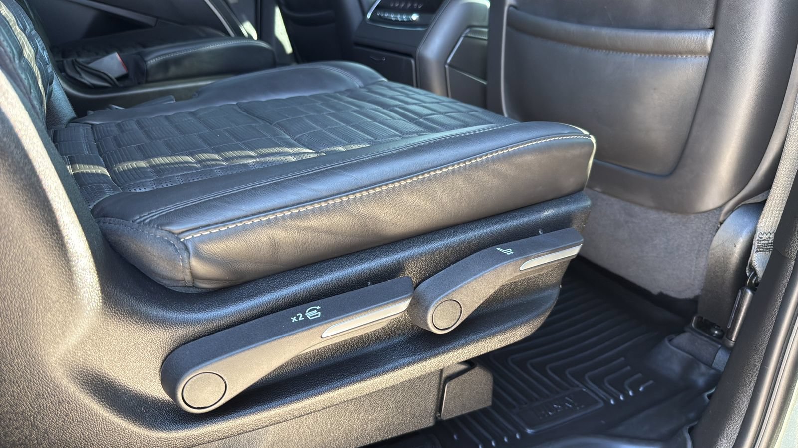 Used 2024 Cadillac Escalade Sport Platinum AWD/4WD image 27