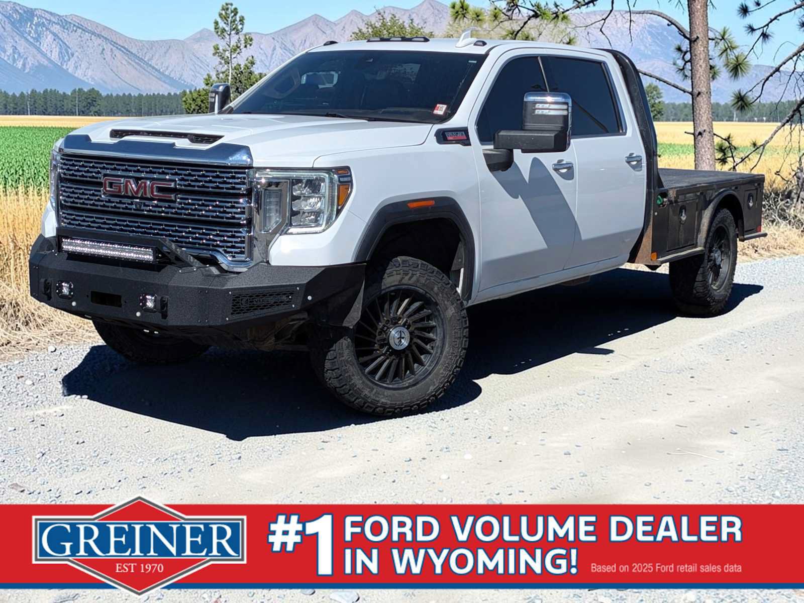 Used 2021 GMC Sierra 3500 Denali w/ Technology Package AWD/4WD image 1
