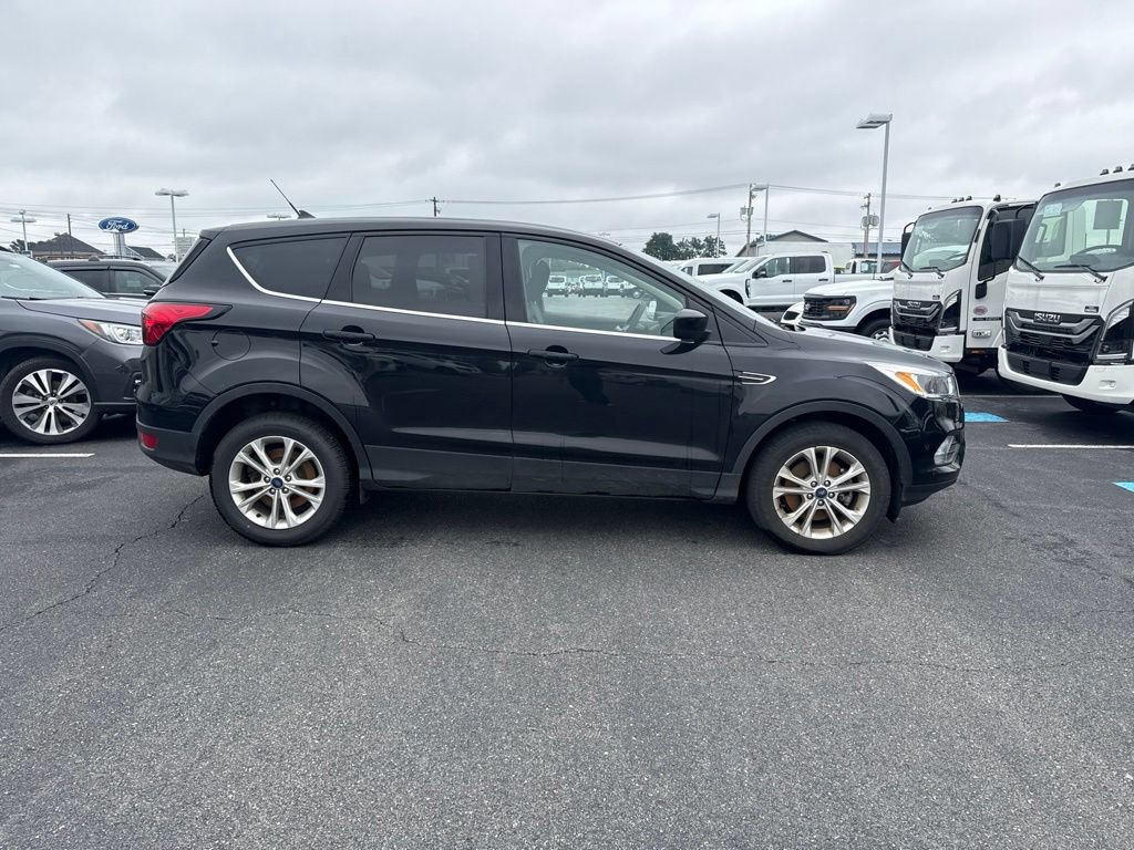 Certified 2019 Ford Escape SE AWD/4WD image 3