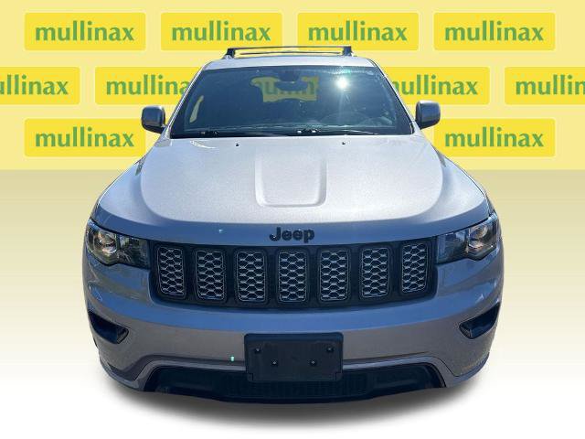 Used 2020 Jeep Grand Cherokee Altitude AWD/4WD image 16