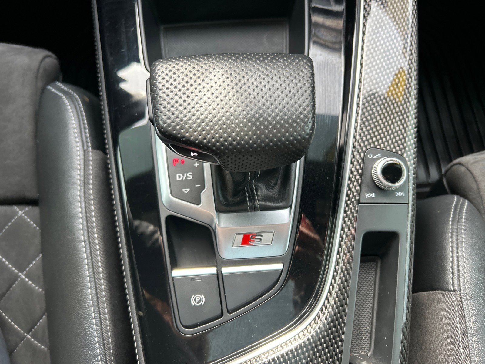 Used 2021 Audi S4 Prestige w/ Prestige Package image 28