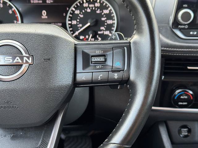 Used 2025 Nissan Rogue SV FWD image 21