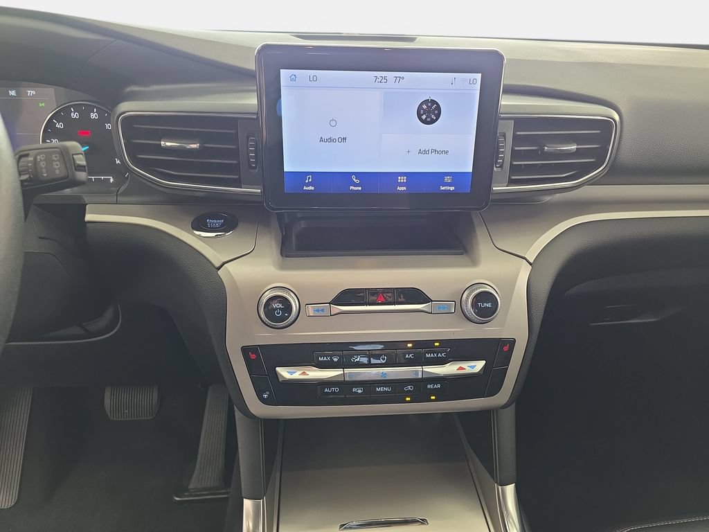 Certified 2023 Ford Explorer XLT w/ Equipment Group 202A AWD/4WD image 18