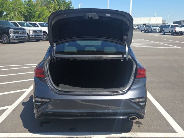 Used 2021 Kia Forte LXS FWD image 10