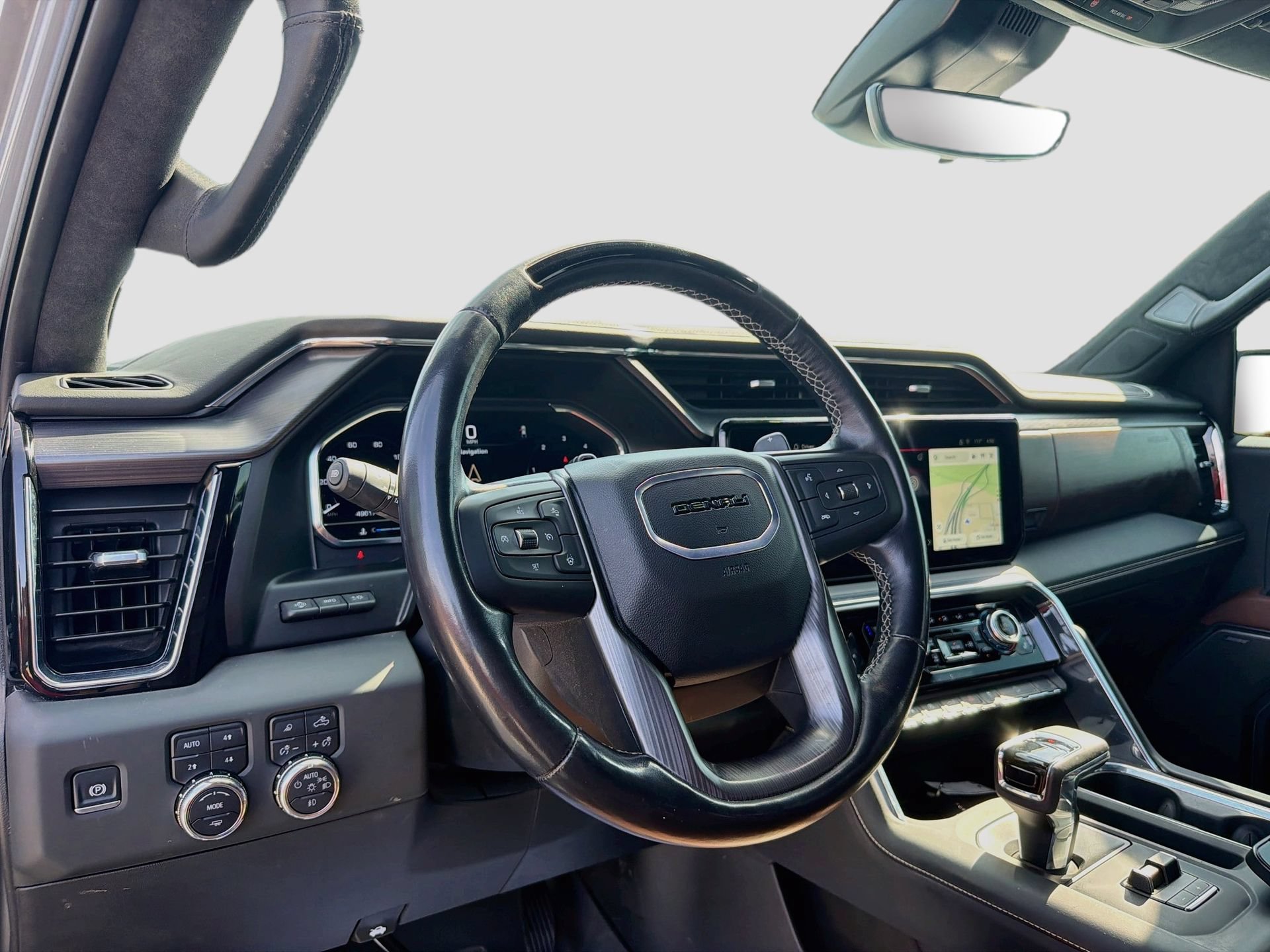 Used 2025 GMC Sierra 1500 Denali Ultimate AWD/4WD image 12