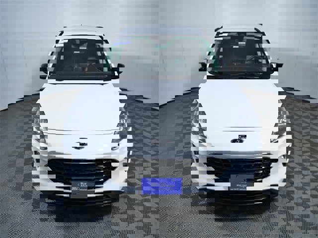 Certified 2022 Ford Escape SEL w/ Equipment Group 302A image 3