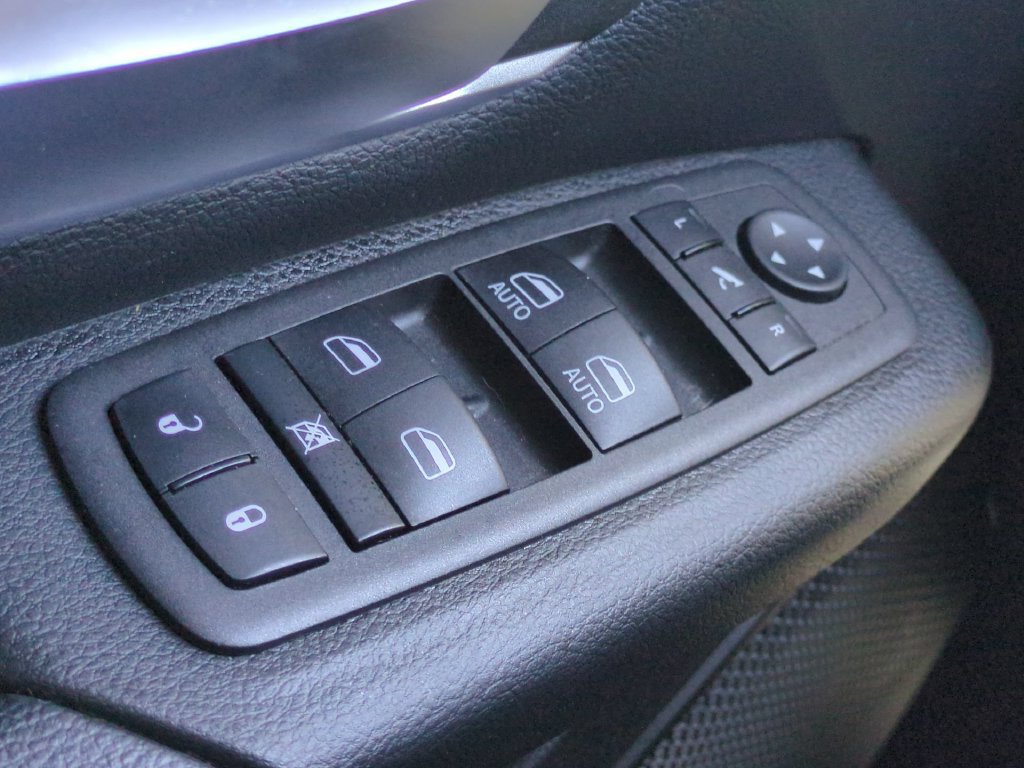 Used 2023 RAM 1500 Big Horn AWD/4WD image 28