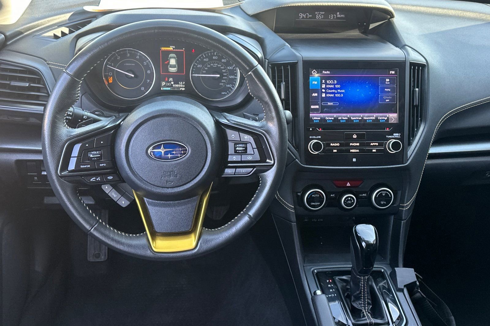 Used 2022 Subaru Crosstrek 2.5i Sport w/ Moonroof Package image 14