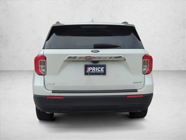 Certified 2023 Ford Explorer XLT image 4