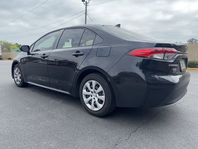 Used 2024 Toyota Corolla LE image 7