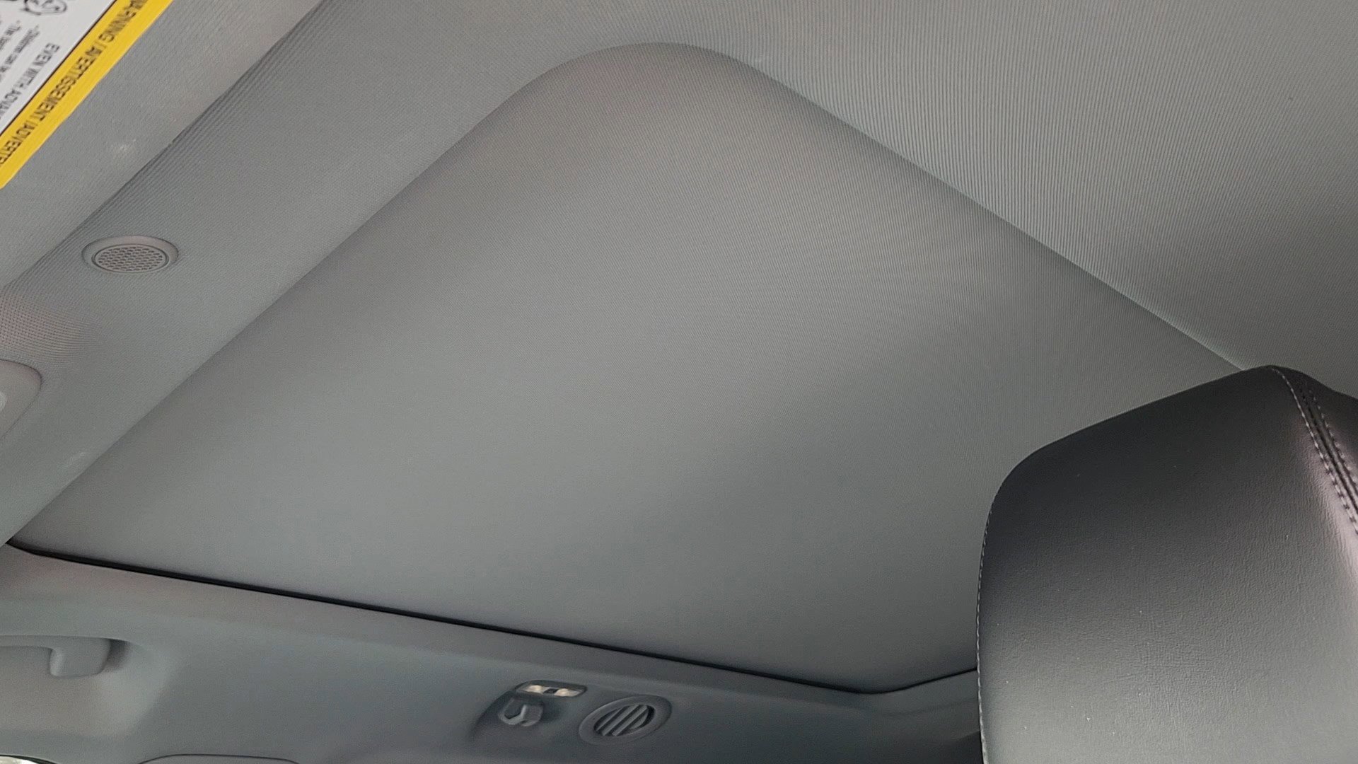 Certified 2023 Ford Explorer XLT w/ Equipment Group 202A image 11