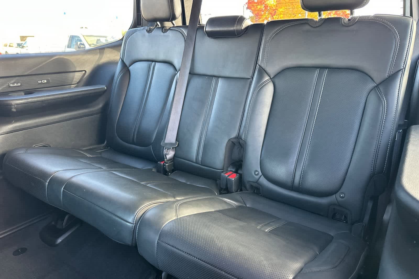 Used 2023 Jeep Wagoneer Series II image 15