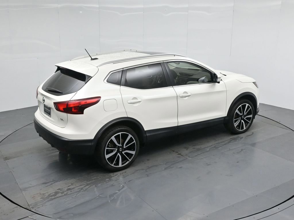 Used 2019 Nissan Rogue Sport SL w/ Premium Package image 13