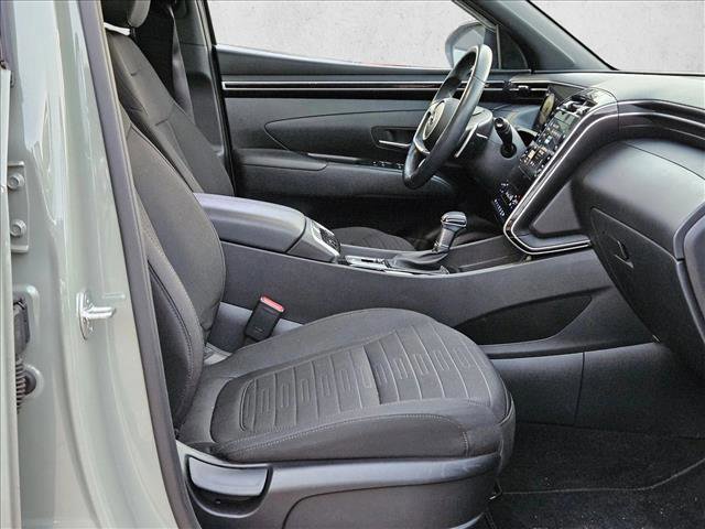 Used 2022 Hyundai Santa Cruz SEL Premium image 17