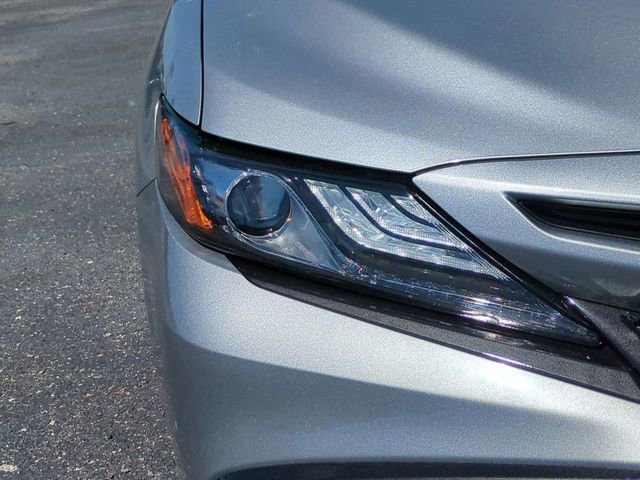 Used 2024 Toyota Camry XSE image 10