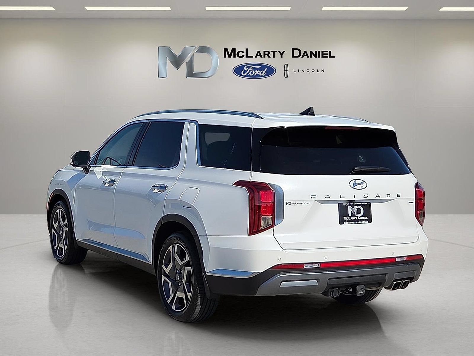Used 2025 Hyundai Palisade Limited AWD/4WD image 4