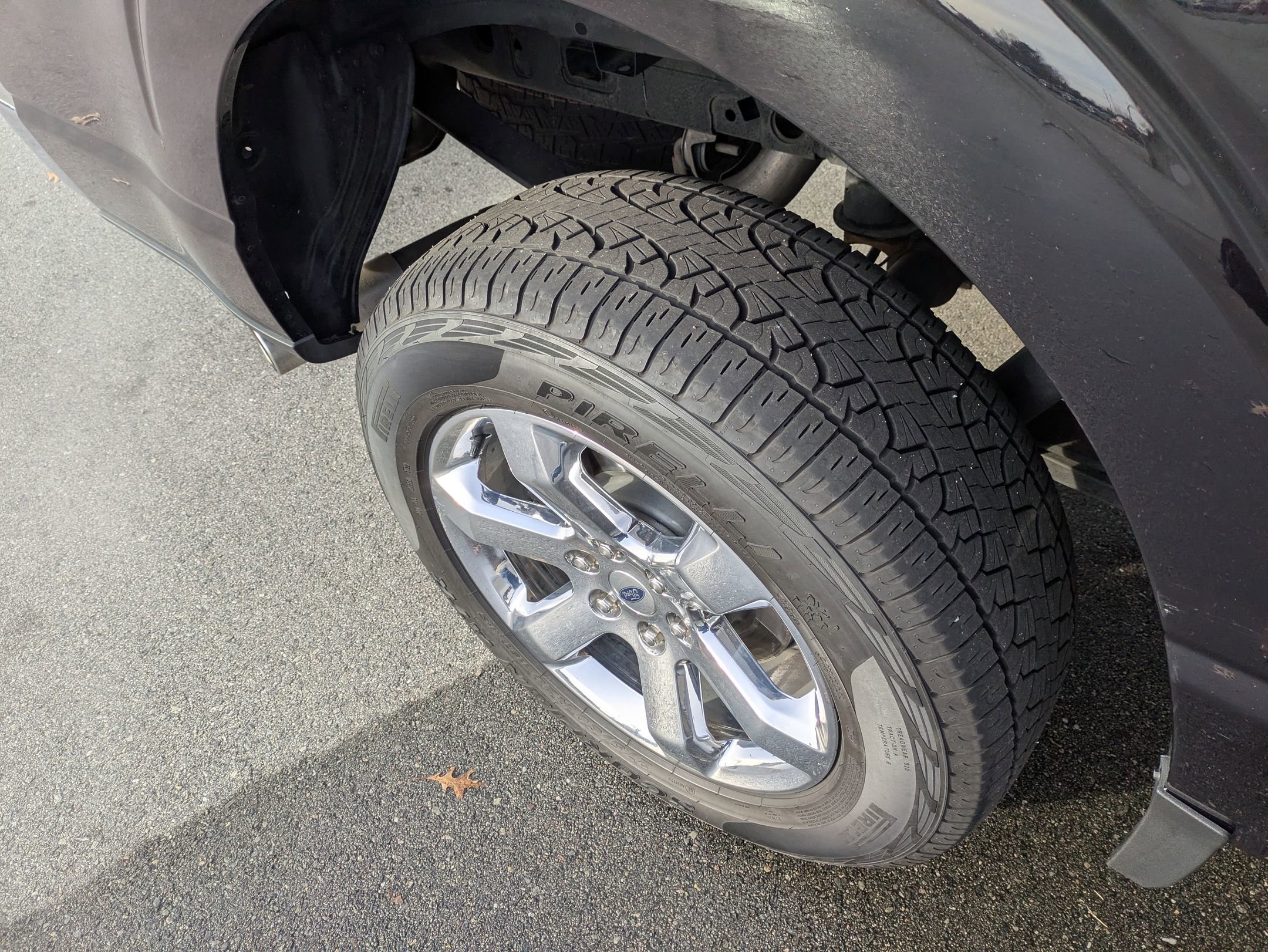 Certified 2022 Ford F150 Lariat w/ Equipment Group 502A High image 42