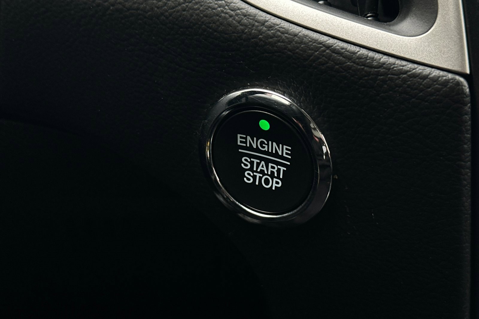 Certified 2022 Ford Edge SEL w/ Convenience Package image 22